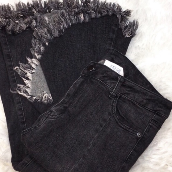 Charcoal Distressed Wide Leg and Fringe Hem Jeans (Black Denim Jeans) - Picture 9 of 10
